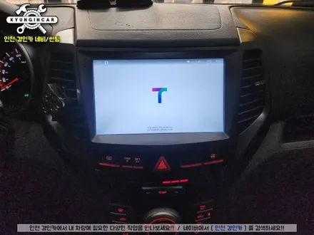 인천 카나로Q 올인원 안드로이드 내비매립 쌍용 티볼리 설치작업
