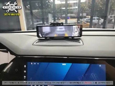 르노 그랑콜레오스 파인뷰 LX7 파워 룸미러 앤 블랙박스 장착했어요.