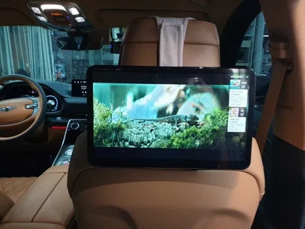 제네시스 GV80 리어모니터 아클로폴리스 T125 설치
