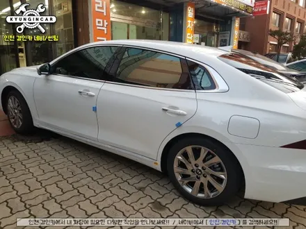 신차 더뉴그랜저 레인보우 V90필름 전체 썬팅시공 했어요.