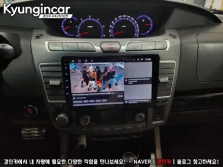 코란도 투리스모 맥가이버박 JS 안드로이드 올인원 10인치 장착