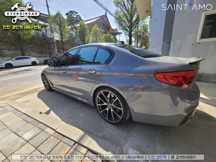 BMW 520D G30 세인트아모 스퍼터82 열차단 반사필름 시공했어요.