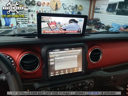 Jeep 루비콘 올뉴글래디에디터 M2C-8800 카블릿 와이드 안드로이드 모니터 장착!!