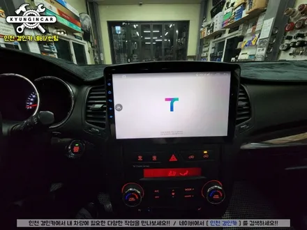 인천 카나로 X-Plus 360 안드로이드 올인원 네비와 어라운드뷰 일체형 제품 쏘렌토R 차량에 장착