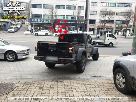 Jeep 루비콘 올뉴글래디에디터 M2C-8800 카블릿 와이드 안드로이드 모니터 장착!!