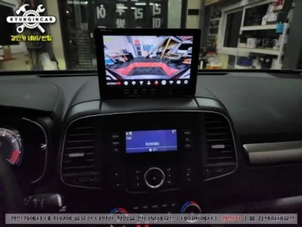 QM6 퀘스트 신개념 주차도우미 Aview 3D 어라운드뷰 시스템 설치했어요.