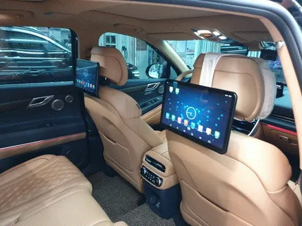 제네시스 GV80 리어모니터 아클로폴리스 T125 설치