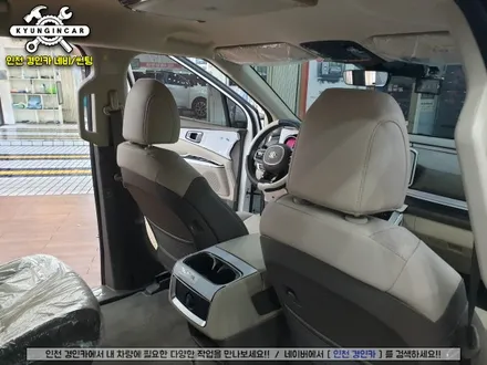 신형 카니발(KA4) 아이 파워미디어 Q125 안드로이드 리어모니터 시트장착