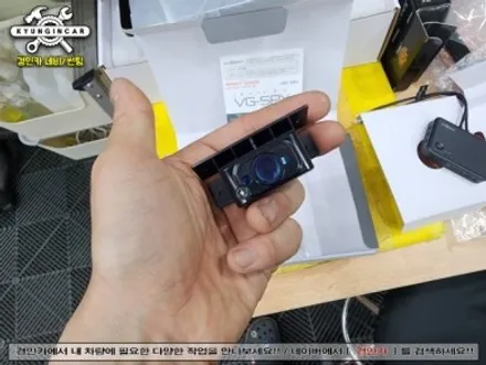 더뉴쏘렌토(MQ4) 하이브리드 뷰게라 스파이(VG-SPY) 페달 급발진 감시용 블랙박스 장착!!