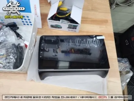 인천 아우디TT 내비매립 내비플라이 M700S 안드로이드 올인원 장착