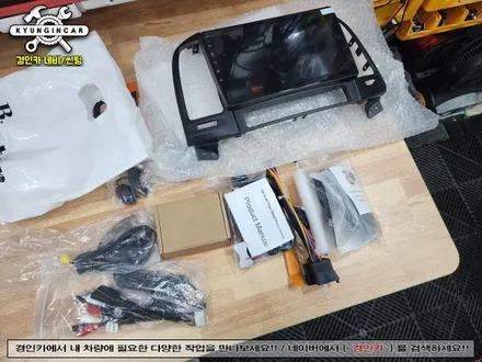 9인치 안드로이드 올인원 내비매립 후방카메라 싼타페CM 장착