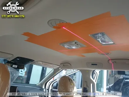 신형카니발 천정모니터