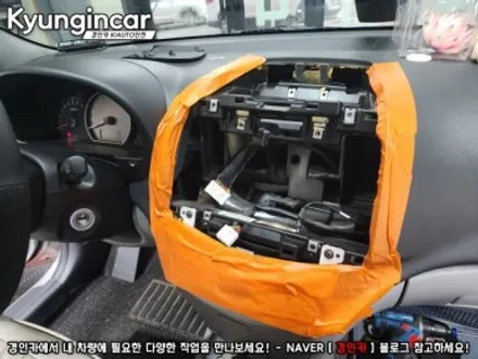 아반떼HD 카나로 엑스플러스 안드로이드 네비 올인원 교체했어요.