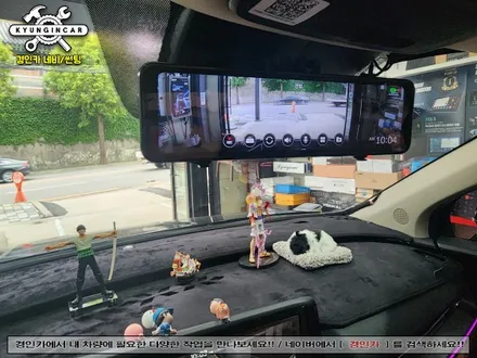 카니발KA4 파인뷰 LX7 파워 룸미러형블랙박스 설치필수!!