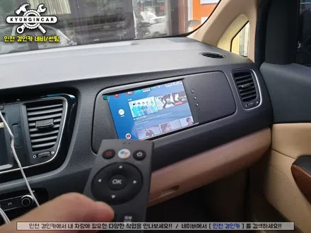 올뉴카니발 하이리무진 딜라이브 순정 천정모니터 연동시공