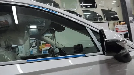 인천 신차패키지 제네시스 GV70 이비오스 슈젠 썬팅 + 아이나비 Z7000 블랙박스 + PPF시공까지 한방에!