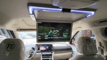 인천 카니발 KA4 천정모니터 전문설치! 비클시네마 VC173ST 플렉스!