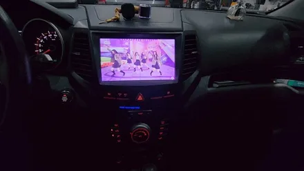 인천 내비매립 추천샵 티볼리 맥가이어박 SQ 안드로이드 올인원 후방카메라 설치
