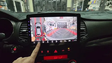 인천 카나로 X-Plus 360 안드로이드 올인원 네비와 어라운드뷰 일체형 제품 쏘렌토R 차량에 장착
