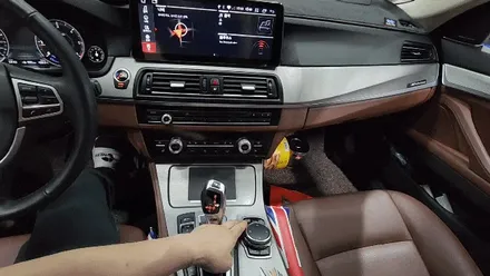 BMW 530d (F10) 안드로이드 12인치 올인원으로 교체했어요!! navifly