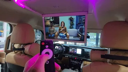 인천 카니발KA4 비클시네마 VC173ST 천장TV 모니터 장착