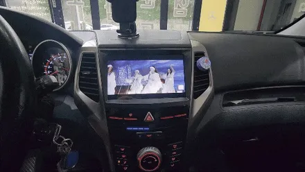 티볼리 에어 카나로 엑스플러스 안드로이드 9인치 장착완료