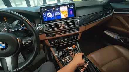 인천 네비플라이 안드로이드 올인원 수입차 BMW530D 장착
