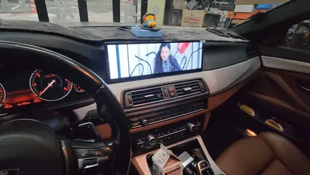BMW 530D F10 14.5인치 안드로이드 올인원 의뢰장착