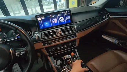인천 네비플라이 안드로이드 올인원 수입차 BMW530D 장착