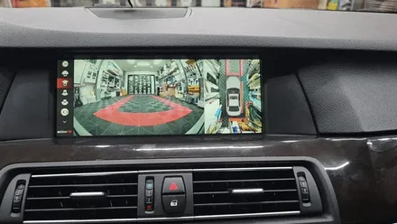 BMW 528i(F10) Aview 3D 어라운드뷰 순정모니터 연동했어요.