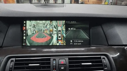 BMW 528i(F10) Aview 3D 어라운드뷰 순정모니터 연동했어요.
