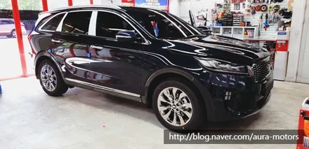 더 뉴쏘렌토 - 신차검수 및 3M썬팅시공(전면 WS+45, 측후면 CP15),블랙박스P1,공기청정기, 대쉬보드썬커버,고급매트장착