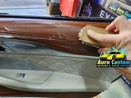 BMWM8 수원가죽크리닝 가죽코팅 밝은투톤시트 이염관리 아우라커스텀 / 오산 수목원로