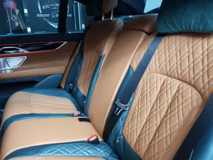 서울 자동차실내복원 BMW745e 컬러커스텀 가죽복원 아우라커스텀 레텍코리아 오산본점 / 오산시 누읍동