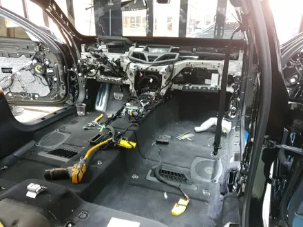 서울 자동차실내복원 BMW745e 컬러커스텀 가죽복원 아우라커스텀 레텍코리아 오산본점 / 오산시 누읍동