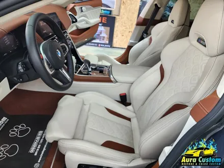 BMWM8 수원가죽크리닝 가죽코팅 밝은투톤시트 이염관리 아우라커스텀 / 오산 수목원로