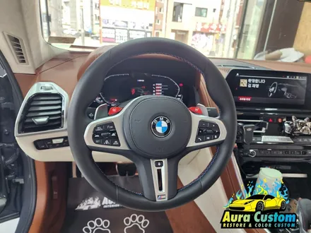 BMWM8 수원가죽크리닝 가죽코팅 밝은투톤시트 이염관리 아우라커스텀 / 오산 수목원로