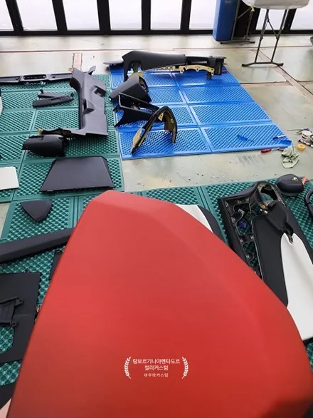 [공지] 람보르기니아벤타도르 도 가능한 나만의 비스포크옵션 자동차실내도색 컬러커스텀 아우라커스텀 에서 상담받으세요.! / 오산 수목원로