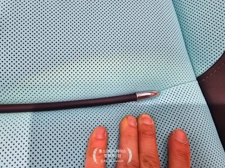 롤스로이스레이스 실내커스텀 티파니블루커스텀 완벽한컬러매칭 및 내구성을 자랑하는 아우라커스텀 / 오산 수목원로