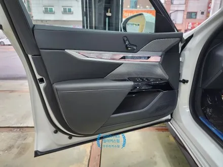 BMW740i 실내커스텀 실내옵션컬러의 아쉬움을 아우라커스텀 에서 깔끔하게 해결 / 오산 수목원로