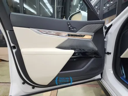 BMW740i 실내커스텀 실내옵션컬러의 아쉬움을 아우라커스텀 에서 깔끔하게 해결 / 오산 수목원로