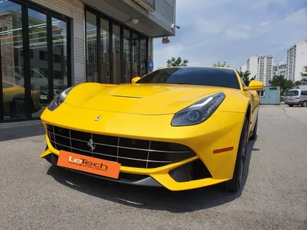 페라리 f12베를리네타 버튼복원 가죽시트복원 정확한공정 내구성 믿을만한 메카디테일링 / 오산시 누읍동