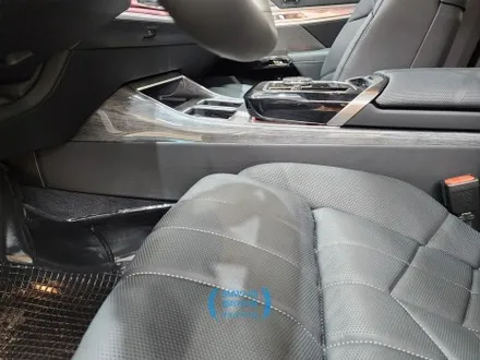 BMW740i 실내커스텀 실내옵션컬러의 아쉬움을 아우라커스텀 에서 깔끔하게 해결 / 오산 수목원로