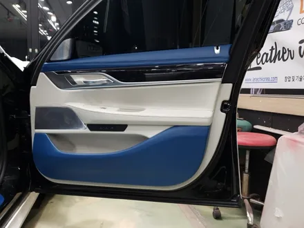 서울 자동차실내복원 BMW745e 컬러커스텀 가죽복원 아우라커스텀 레텍코리아 오산본점 / 오산시 누읍동