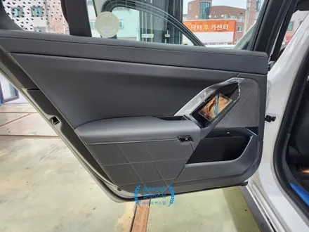 BMW740i 실내커스텀 실내옵션컬러의 아쉬움을 아우라커스텀 에서 깔끔하게 해결 / 오산 수목원로