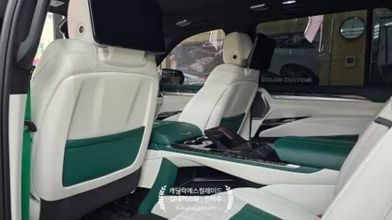 캐딜락 에스컬레이드 롱바디 투톤인테리어 실내커스텀 포지드수전사 안전벨트컬러교체 은하수설치 차별화된시스템 아우라커스텀 / 오산시 누읍동