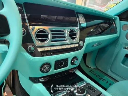 롤스로이스고스트 실내커스텀 티파니블루 및 스타라이트 , 수전사 높은 완성도 와 퀄리티를 자랑하는 아우라커스텀 롤스로이스실내커스텀 / 오산시 누읍동