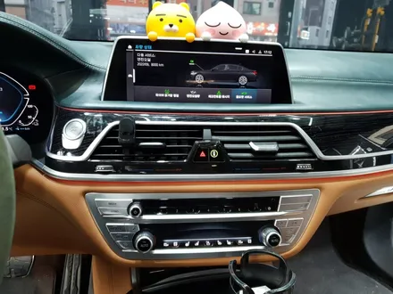 서울 자동차실내복원 BMW745e 컬러커스텀 가죽복원 아우라커스텀 레텍코리아 오산본점 / 오산시 누읍동