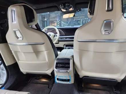 BMW740i 실내커스텀 실내옵션컬러의 아쉬움을 아우라커스텀 에서 깔끔하게 해결 / 오산 수목원로