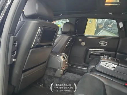 롤스로이스고스트 실내커스텀 티파니블루 및 스타라이트 , 수전사 높은 완성도 와 퀄리티를 자랑하는 아우라커스텀 롤스로이스실내커스텀 / 오산시 누읍동